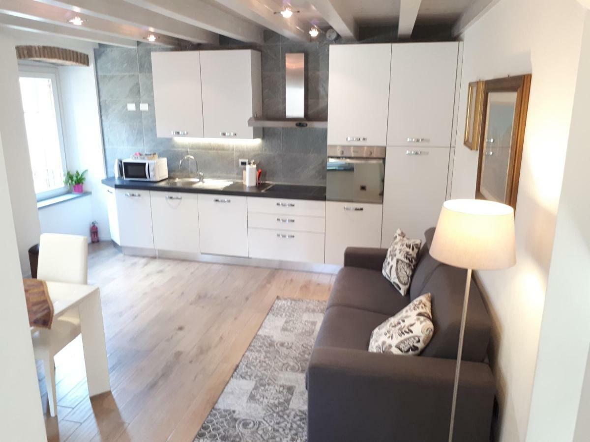 Residenza Borgo Antico Apartment Монте Изола Екстериор снимка